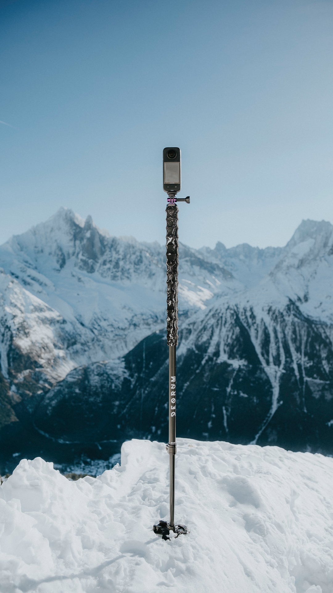 Ski poles with insta360 camera mount